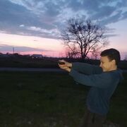  ,  Ivan, 22
