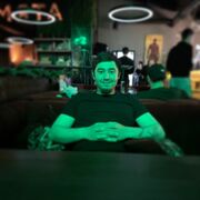  ,   Lans, 28 ,   ,   