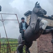   ,   Ali, 32 ,   ,   