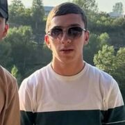  ,  Narek, 23
