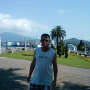  ,   Gio, 44 ,  