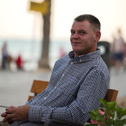  Torrevieja,   Viktor, 43 ,   ,   , c 