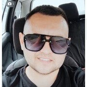  ,  Ihor, 30