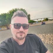  ,   Erhan, 42 ,   ,   