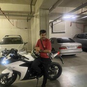  ,  Zura, 31