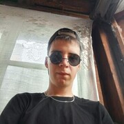  ,  Danil, 19