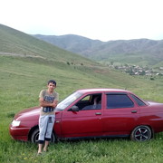  ,  Hovo, 29
