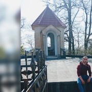  ,  Irakli, 25
