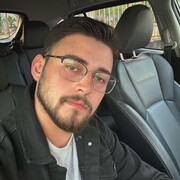  ,  Nika, 27