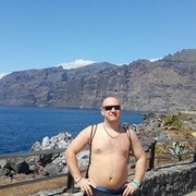  ,  Mirek, 43