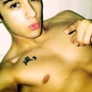  ,   Malik, 32 ,   ,   , c 