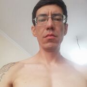  ,   Stefan, 40 ,     