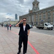  ,  Denis, 23
