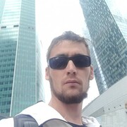  ,   Viktor, 33 ,   ,   