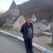  ,  Sargis, 49