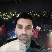  ,  Elshan, 41