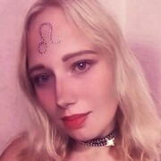  ,  Eva, 22