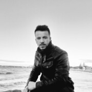  ,  Walid, 37