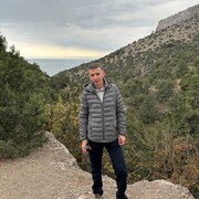  ,  Andrei, 35