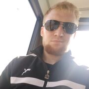  ,  Artyom, 30