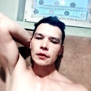  ,   Roman, 33 ,   ,   