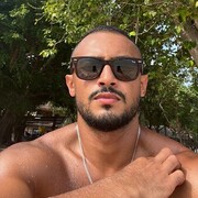  ,   Simo, 32 ,   ,   