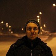  -,  Artjom, 29