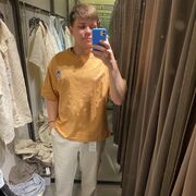  ,  Danya, 23