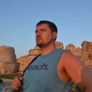  -,  Max, 44