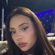  Galax,  Alexandra, 25