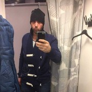  ,  Niko, 42