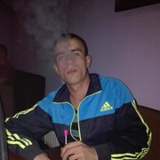  ,   Igor, 32 ,  