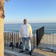  ,  Rasim, 37