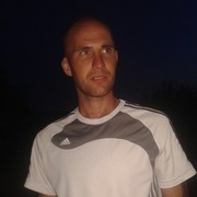  ,   Den, 37 ,   