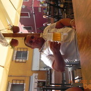  ,   Urik, 52 ,     , c 