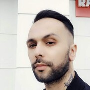  ,   Dante, 35 ,   ,   