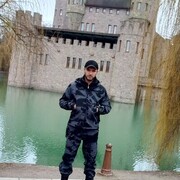  ,  Pavel, 37