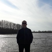  ,  ALEX, 47