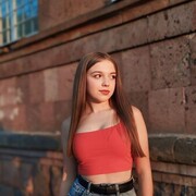  ,  Anastasia, 19