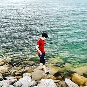  ,  Azizbek, 24