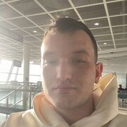  ,  Alexe, 25