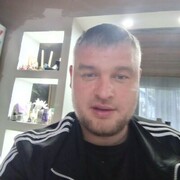  ,  Roman, 33