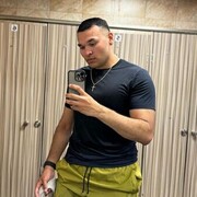  ,   Micheal V, 32 ,   ,   