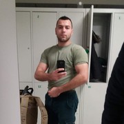  ,   Tudor, 32 ,   ,   , c 