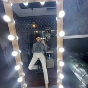  ,  Ali, 28
