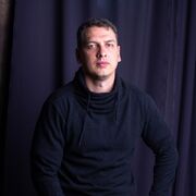  ,   Denis, 37 ,   c 