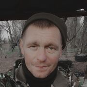  ,   Viktor, 45 ,   ,   