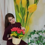  ,  Julia, 25