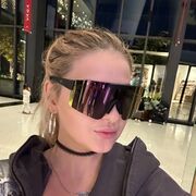  ,   Milana, 27 ,   ,   
