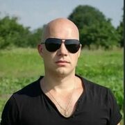  ,   Ruslan, 37 ,   ,   